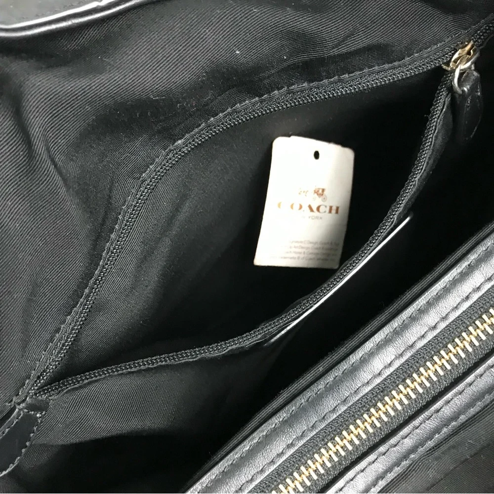 COACH MADISON CARLYLE SMOOTH LEATHER SHOULDER BAG